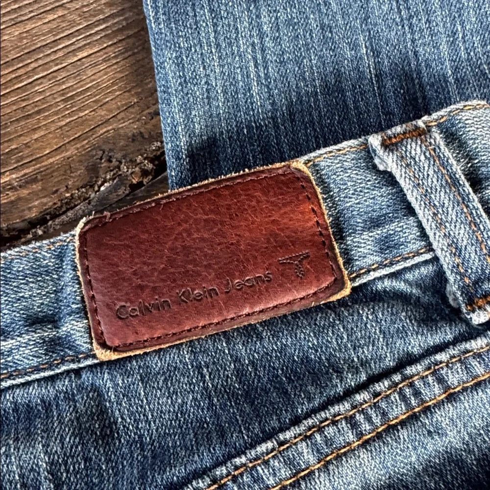 Calvin‎ Klein Y2K 1990’s low rise boot cut jean dark vintage wash Size 10